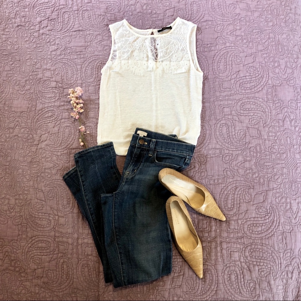 White Linen Sleeveless Top With Lace Size S.